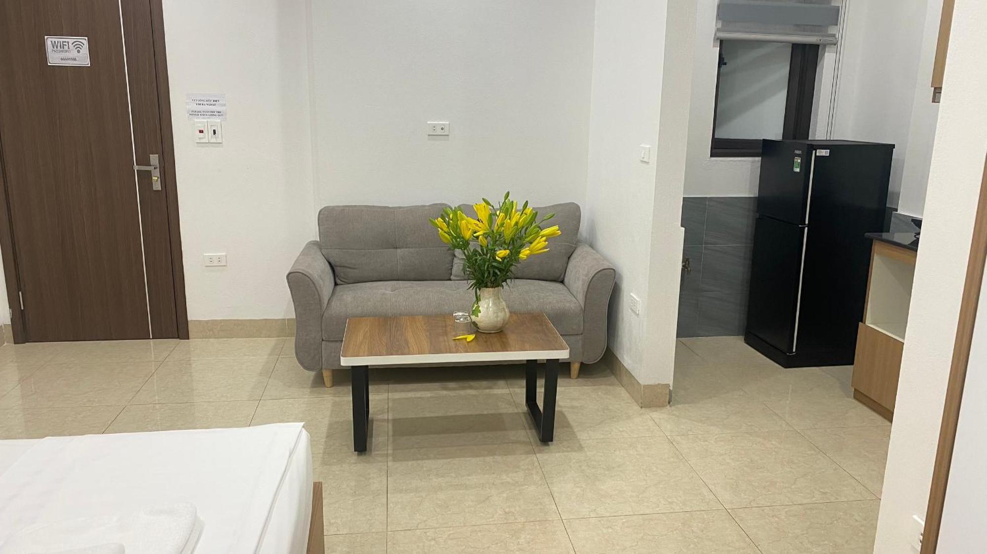Era Apartment Tran Thai Tong Hanoi Esterno foto