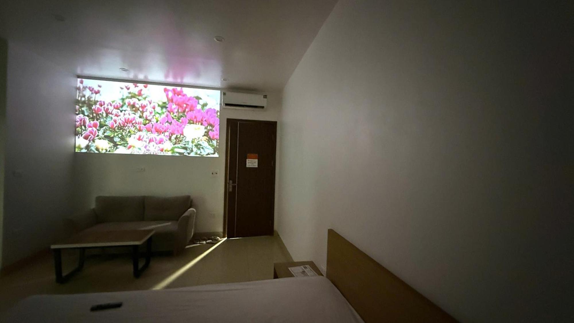 Era Apartment Tran Thai Tong Hanoi Esterno foto